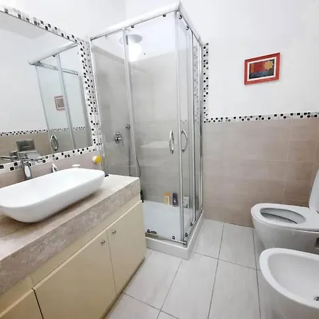 Apartment Elegant Apartment, Centre With Terrace Villasimius